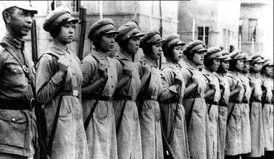 民国女兵图片大全，历史中的巾帼英雄，民国女兵图片大全，历史中的巾帼英雄风采展示