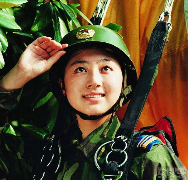 中国女兵的独特魅力，坚韧、勇敢与荣耀的典范，中国女兵，坚韧勇敢，荣耀典范的独特魅力