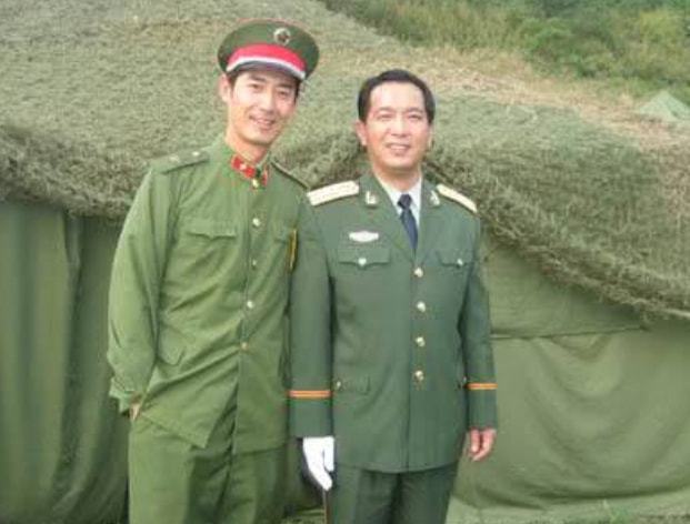丁晓兵将军军衔，荣耀与担当的象征，丁晓兵将军军衔，荣耀与担当的典范象征