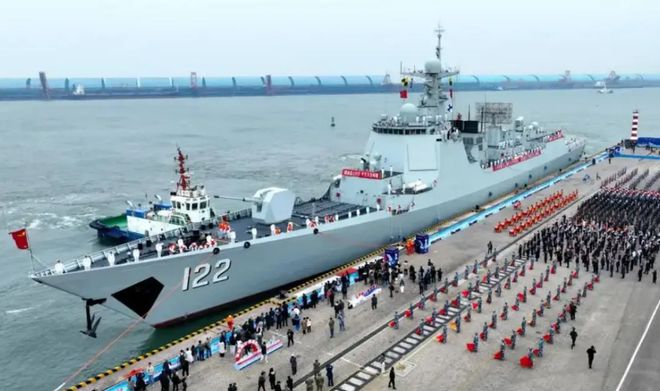 揭秘中国海军舰艇，探寻神秘的辽宁舰在哪里？，揭秘中国海军舰艇，探寻辽宁舰神秘踪迹