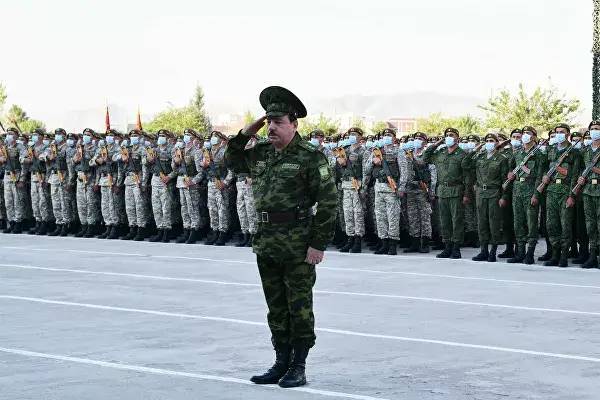 国防军事实例，中国的国防力量与军事实力展现，中国国防力量与军事实力的展现，实例解析
