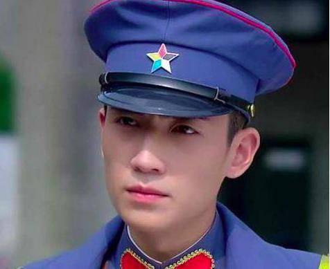 中国人民解放军将军军服，荣耀与责任，中国人民解放军将军军服，荣耀与责任的象征