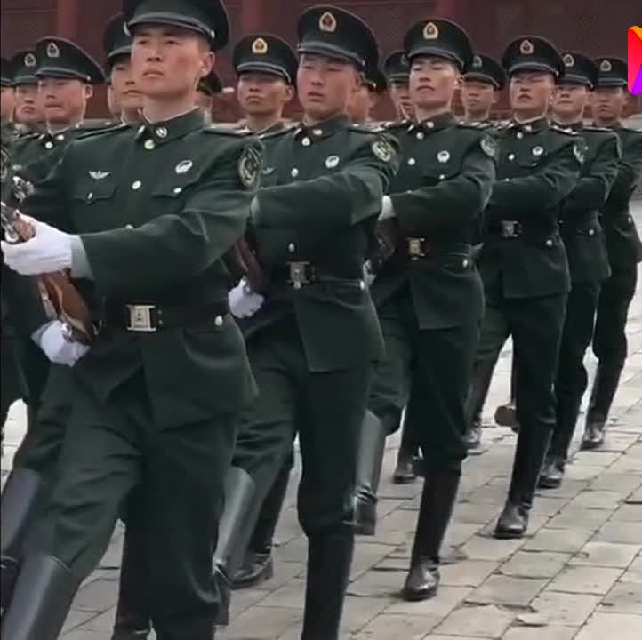 张自轩，国旗护卫队的荣耀之星，国旗护卫队荣耀之星张自轩风采展