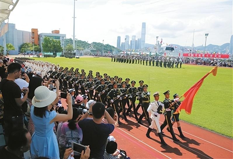 香港回归20年阅兵分列式视频，时代的见证与荣耀的回顾，香港回归20年阅兵分列式视频，时代见证与荣耀瞬间回顾