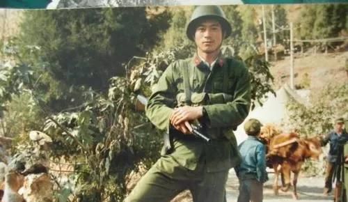 丁晓兵，英勇事迹永载史册的军人楷模，丁晓兵，军人楷模的英勇事迹永载史册
