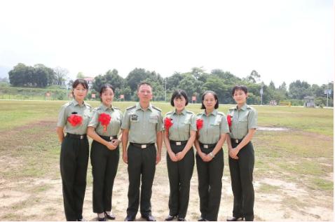 人民海军成立73周年