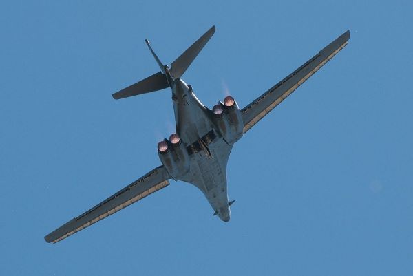 B-2轰炸机载弹能力深度解析，B-2轰炸机载弹能力全面解析