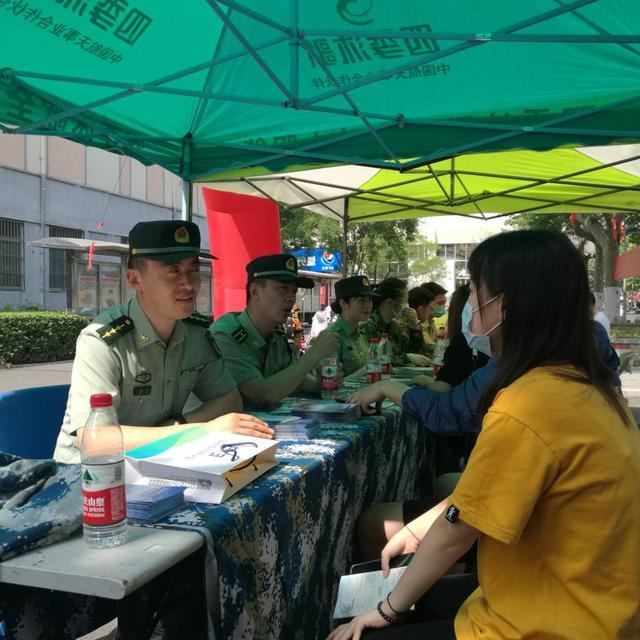 三军仪仗队男兵身高要求，探究与解析，三军仪仗队男兵身高要求揭秘与探究
