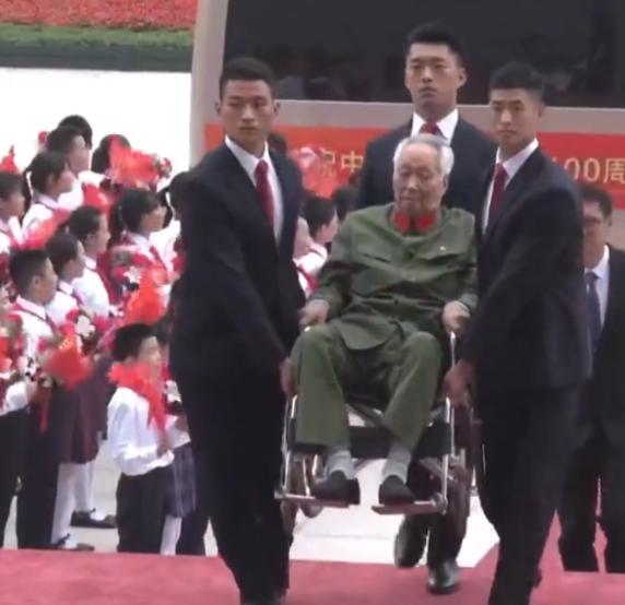 国宾护卫队退役年龄，荣耀与传承的交织，国宾护卫队，荣耀传承与退役年龄的交织之路