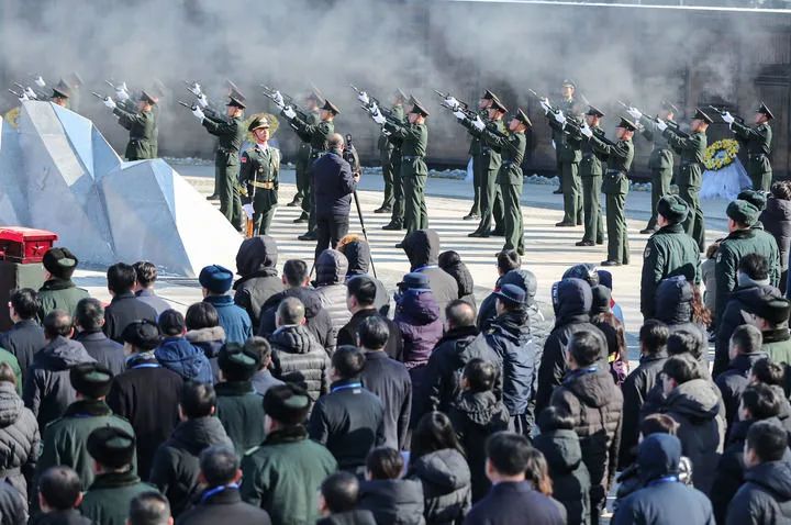 中国人民志愿军帽徽，荣耀的象征与历史的见证，中国人民志愿军帽徽，荣耀象征与历史的见证