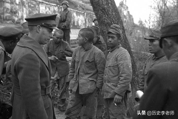 老兵新兵比枪法，传承与超越的较量，新兵老兵枪法对决，传承与超越的较量