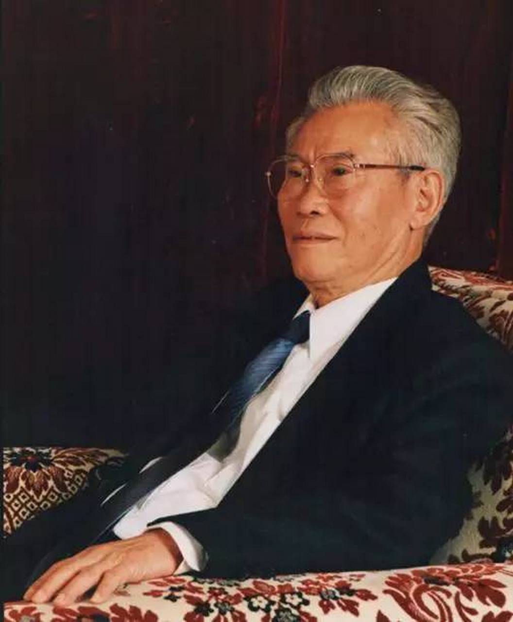 彭士禄与共和国勋章的失之交臂，探究背后的原因，彭士禄与共和国勋章失之交臂的背后原因探究