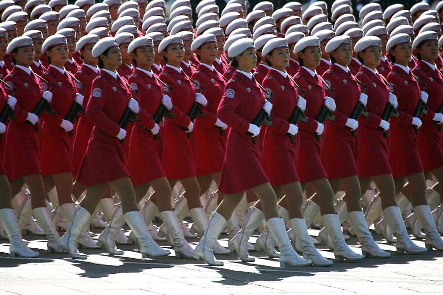 中国女兵方队阅兵仪式，荣耀与力量的展现，中国女兵方队阅兵仪式，荣耀与力量的璀璨展现