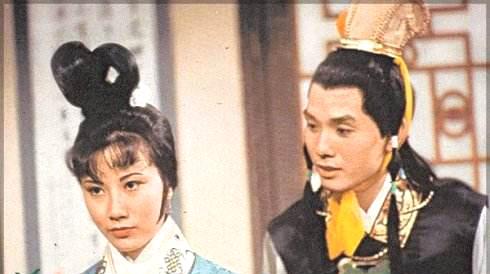 管家婆正版管家的全面解析，管家婆正版管家的全面解析与功能概览