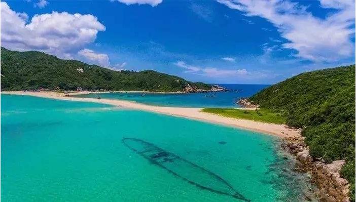 海南岛战役，联合岛屿作战的光辉篇章，海南岛战役，联合岛屿作战的辉煌胜利篇章