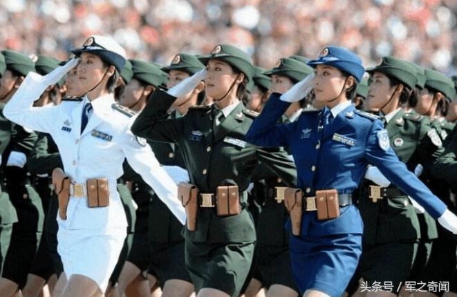 中国女兵，早上好，美丽的图片展现坚韧力量，中国女兵的坚韧力量，早上好，美丽与力量并存的照片展现风采