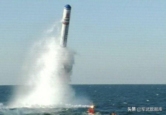 巨浪一号导弹，中国海军的坚实后盾，巨浪一号导弹，中国海军的强力后盾