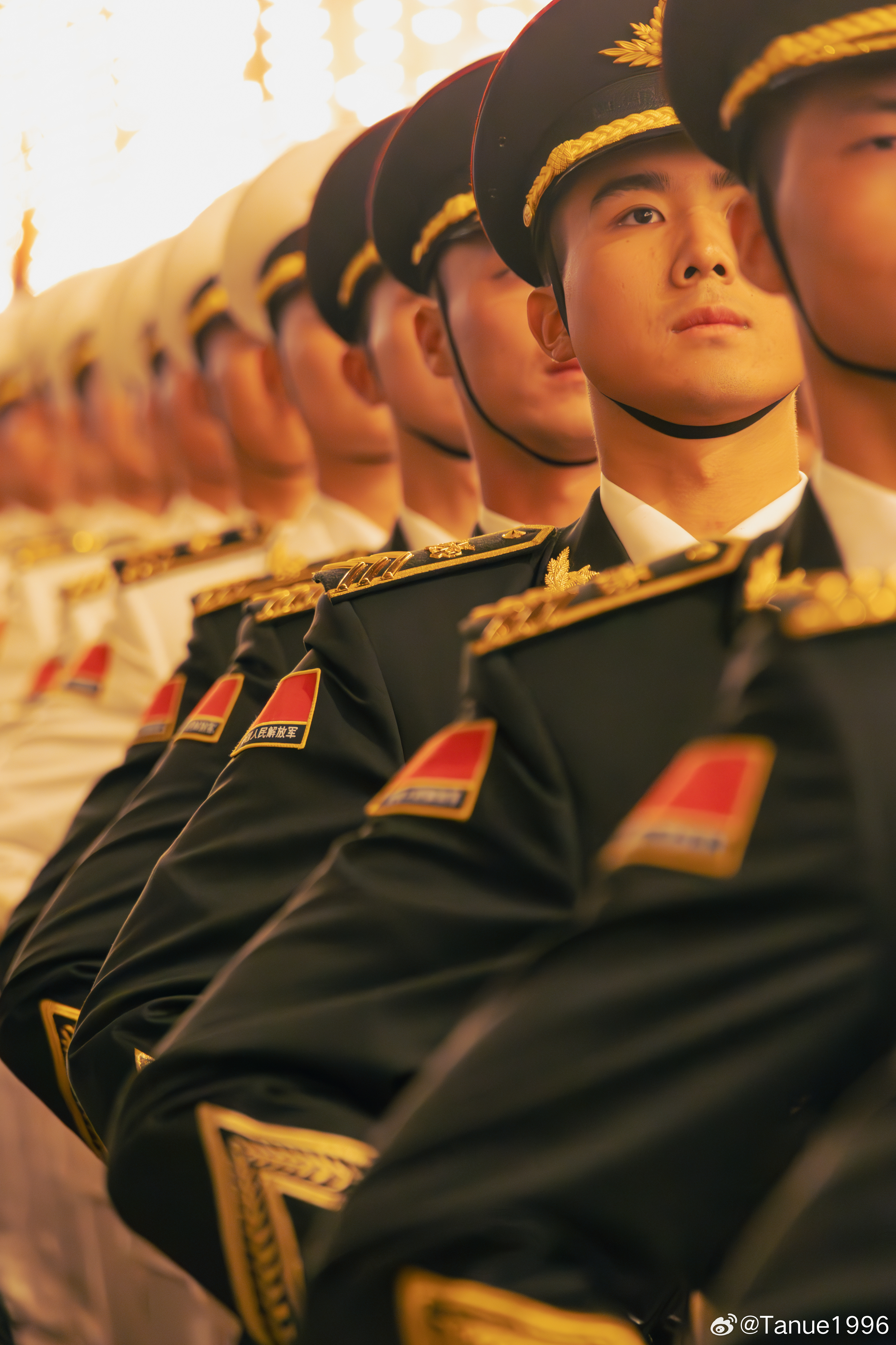 仪仗队兵视频，荣耀与责任，仪仗队兵风采，荣耀与责任的交织展现