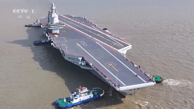 福建舰航母长度，揭示中国海军新里程碑的壮丽细节，福建舰航母长度揭秘，中国海军新里程碑的精细轮廓展露无遗