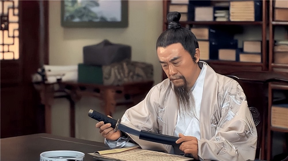 刘伯温一生与生肖的传奇故事，刘伯温生肖传奇故事，一生传奇与生肖的奇缘