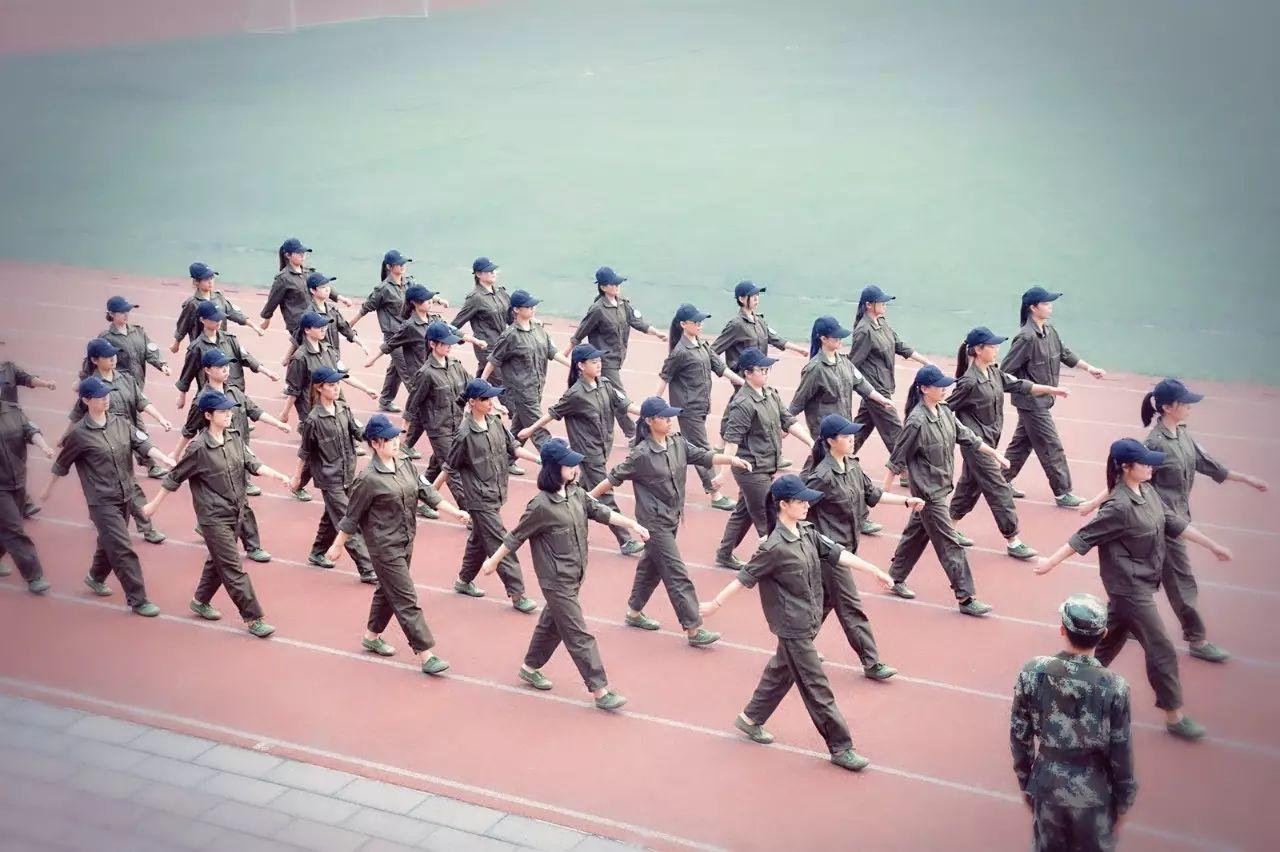 阅兵图片