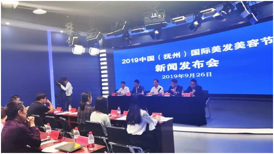新闻发布会的意义，塑造透明社会，促进信息交流与共享，塑造透明社会，新闻发布会推动信息交流与共享的重要性