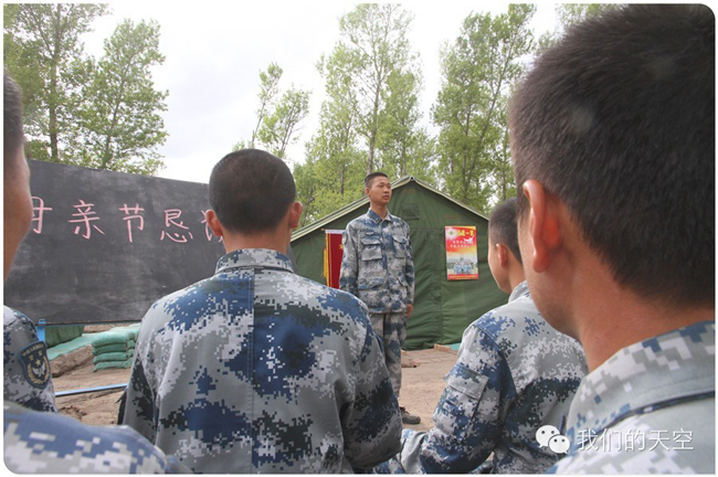 空降兵第十五军炮兵团，荣耀与担当的象征，空降兵第十五军炮兵团，荣耀与担当的战场典范