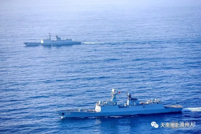 中国海军护航先锋，揭秘中国海军舰艇山东舰在亚丁湾的护航行动，揭秘，中国海军山东舰在亚丁湾的护航先锋行动