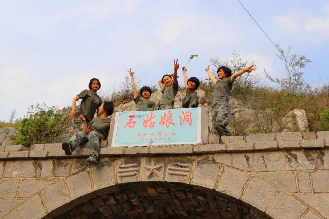 闯石岗军营，一段深刻的军旅生涯之旅，闯石岗军营，军旅生涯的深刻之旅