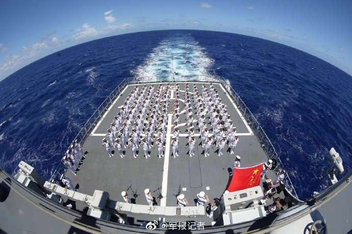陈岳琪海上阅兵仪式，纪念70周年，展现国家力量与荣耀，陈岳琪纪念国家70周年海上阅兵仪式，展现国家力量与荣耀瞬间