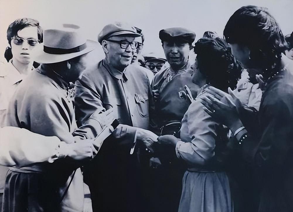 探索历史真相，真正的八路军服装图片，探索历史真相，八路军真实服装图片揭秘