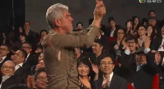 香港今晚开奖结果号码——彩票背后的故事，彩票背后的故事，香港今晚开奖结果揭晓