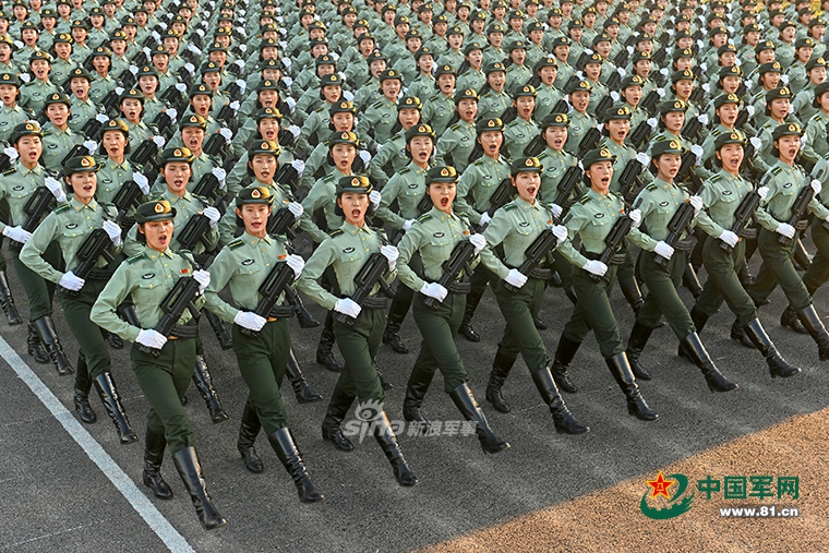 庆祝中华人民共和国成立七十周年阅兵方阵图片回顾与展望，中华人民共和国成立七十周年阅兵方阵回顾与展望，荣耀瞬间与未来展望