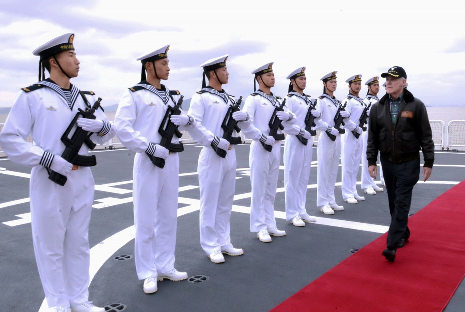 中国军队之风采，海军、空军与陆军的壮丽画卷，中国军队壮丽风采，海军、空军与陆军画卷展现风采