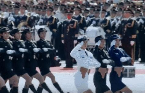 世界各国女兵阅兵图片，展现力量与荣耀的篇章，世界各国女兵阅兵风采，力量与荣耀的篇章图片集萃