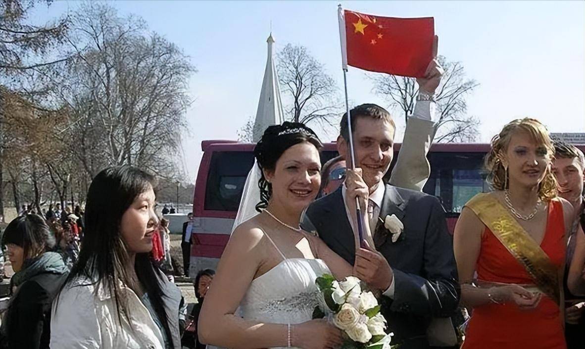 中俄通婚，跨越文化与地域的联姻之美，中俄通婚，跨越文化与地域的联姻之美