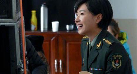 中国女兵照片帅气高清，展现新时代巾帼英雄的风采，中国女兵帅气高清照片，展现新时代巾帼英雄风采