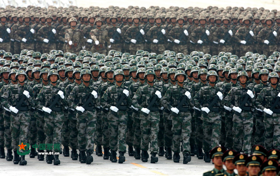 空军阅兵方阵，展示力量与荣耀的天空，空军阅兵方阵，力量与荣耀的天空展示