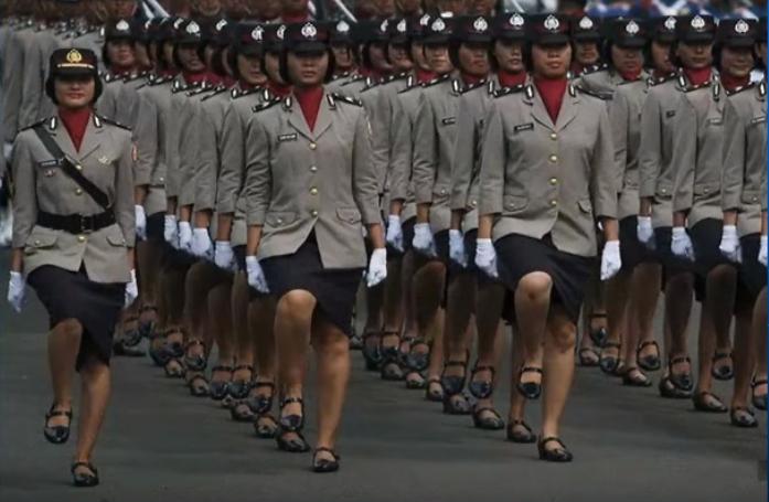全球各国阅兵式比较，传统、特色与现代化融合，全球阅兵式，传统与现代特色的融合比较