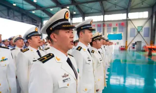解放军海军军帽大全，历史、种类与特色，解放军海军军帽概览，历史、种类与独特之处