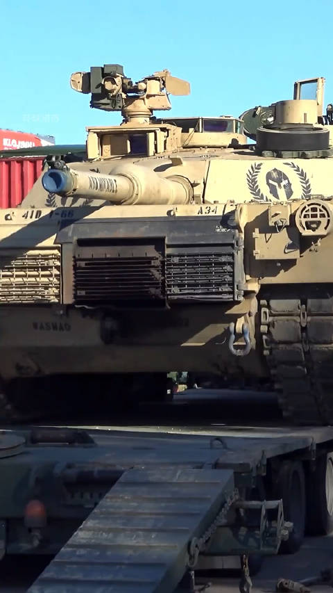 M1A2艾布拉姆斯实战，现代战争中的钢铁巨兽，M1A2艾布拉姆斯实战，现代战争中的重型钢铁巨兽
