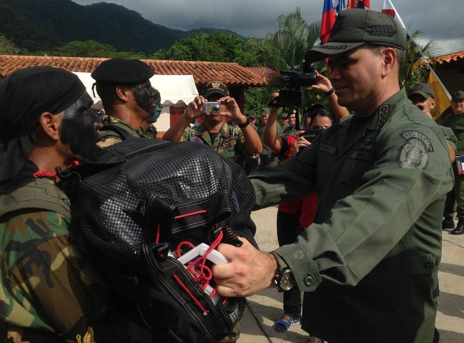 国际特种兵猎人学校毕业，荣耀与挑战的交汇点，国际特种兵猎人学校毕业，荣耀与挑战并存的一刻