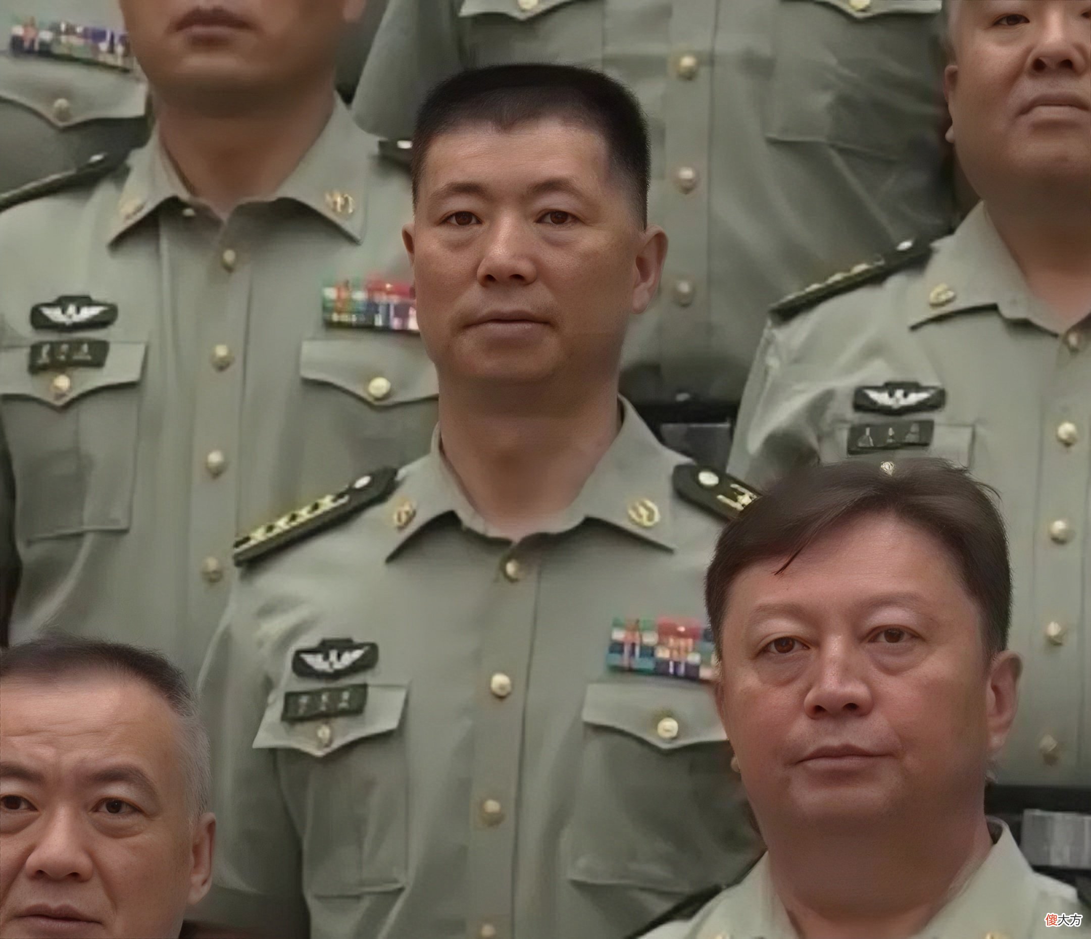 祁发宝资历章图片，揭示英雄背后的荣耀与担当，祁发宝资历章图片，荣耀与担当背后的英雄风采