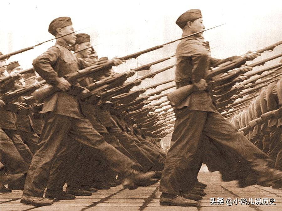 阅兵仪式方阵，荣耀与力量的展现，阅兵仪式方阵，荣耀与力量的辉煌展现