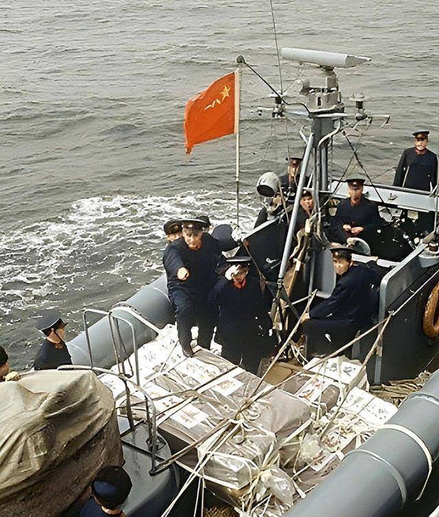 海军杜新立与叛徒的较量，海军杜新立，与叛徒的终极对决